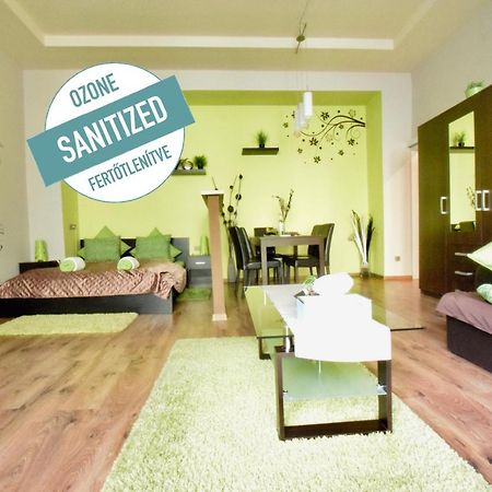 Standard Apartment By Hi5 - Feherhajo Budapest Eksteriør bilde
