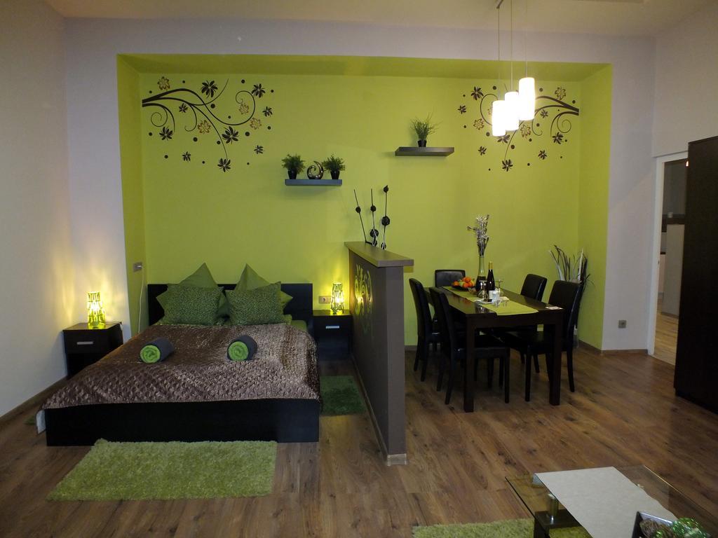 Standard Apartment By Hi5 - Feherhajo Budapest Eksteriør bilde