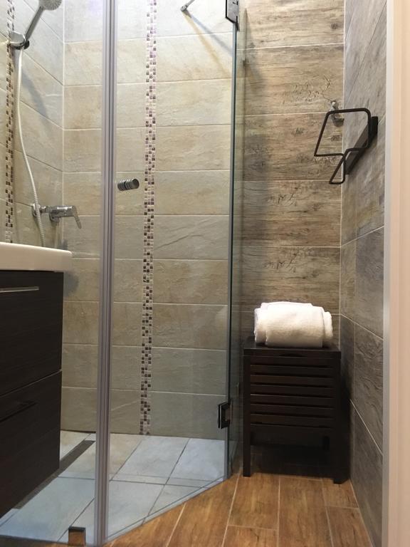 Standard Apartment By Hi5 - Feherhajo Budapest Eksteriør bilde